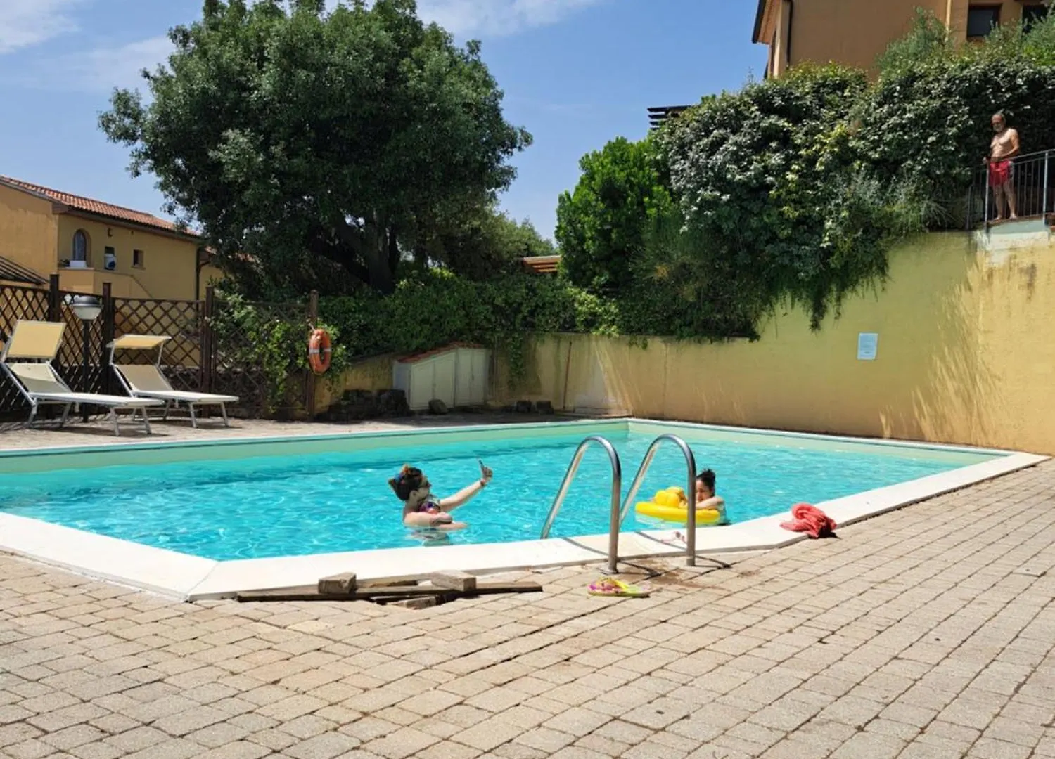 Trilocale Con Piscina Apartment Montescudaio
