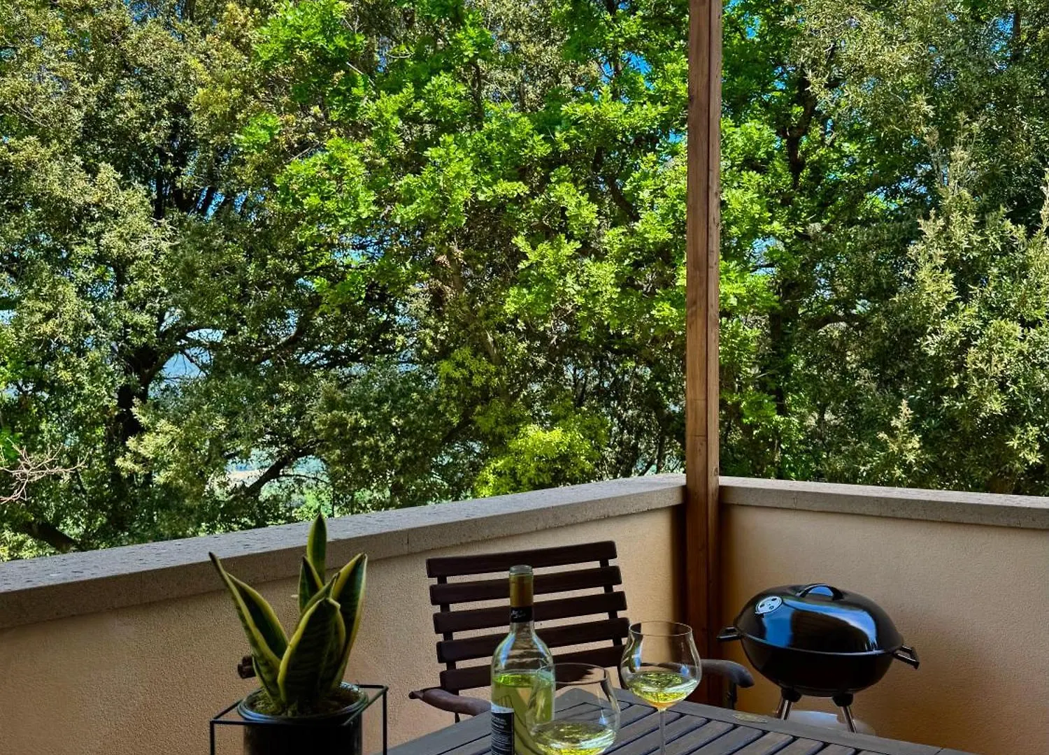 Apartmán Trilocale Con Piscina Montescudaio
