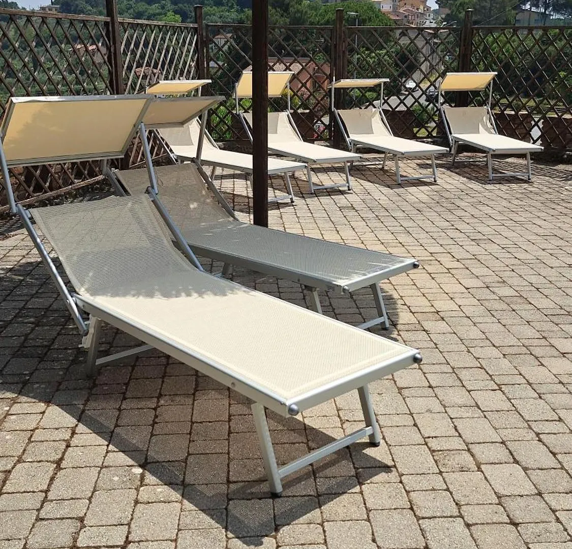 Apartmán Trilocale Con Piscina Montescudaio 0*,